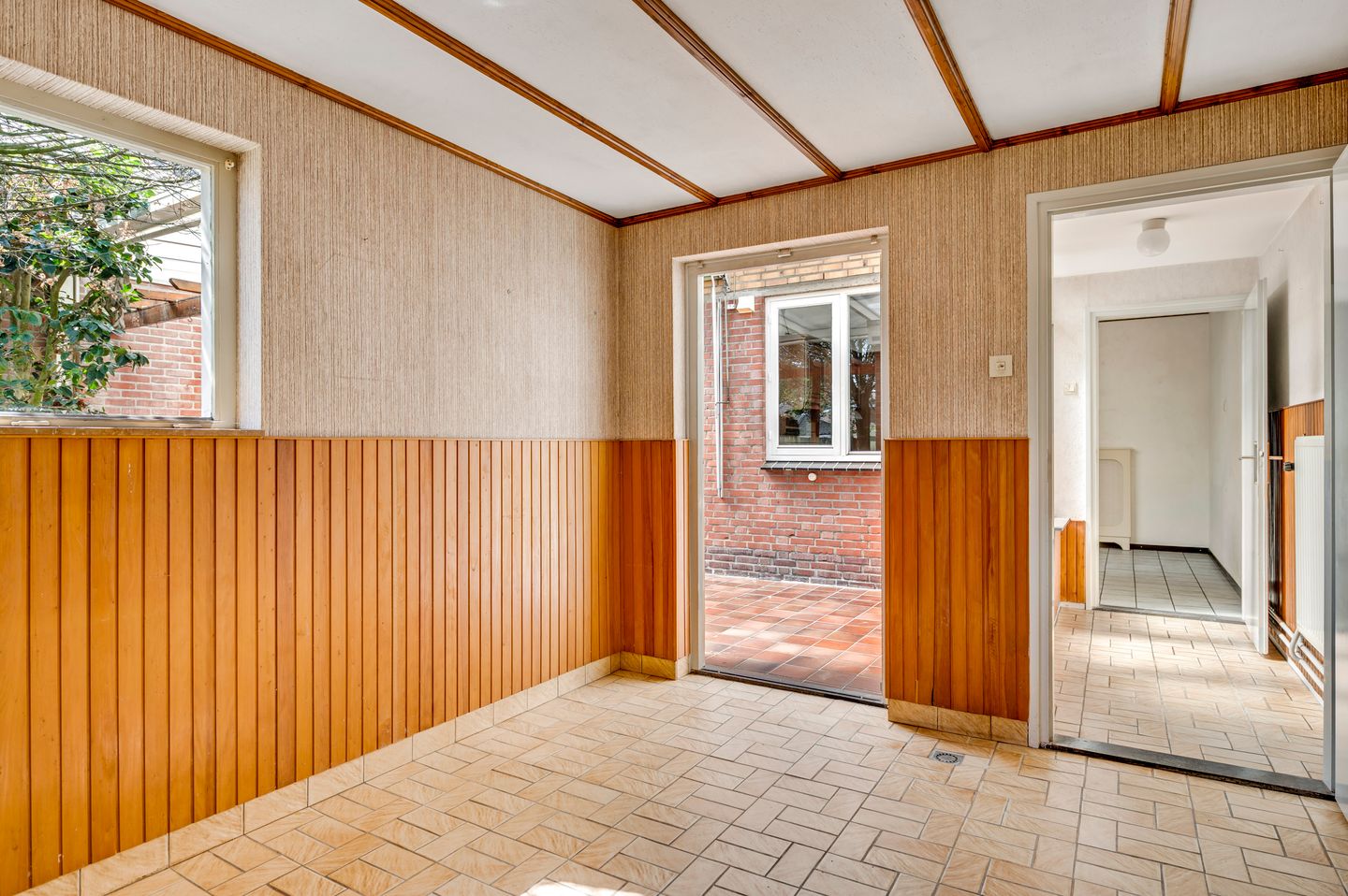 Photo 20 of Burg. van Udenstraat 3-B