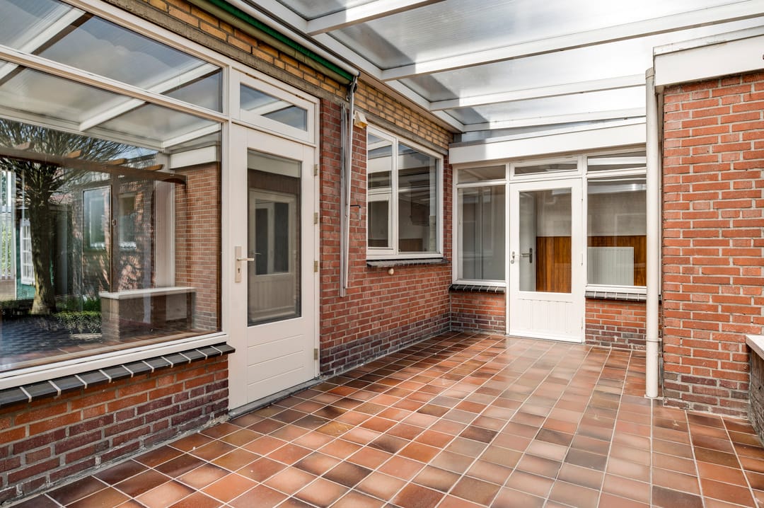 Photo 38 of Burg. van Udenstraat 3-B