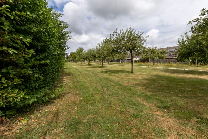 Hoekwoning te koop: Adriaan van Ostadestraat 17, Tiel