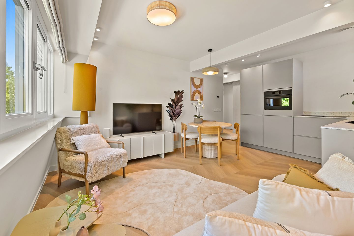 Photo 14 of Jan van Nassaustraat 16-G