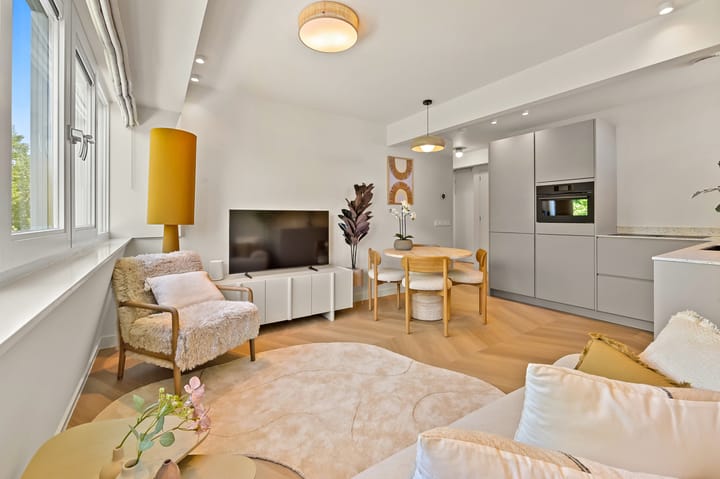 Studio te huur: Jan van Nassaustraat 16G, 'S-Gravenhage