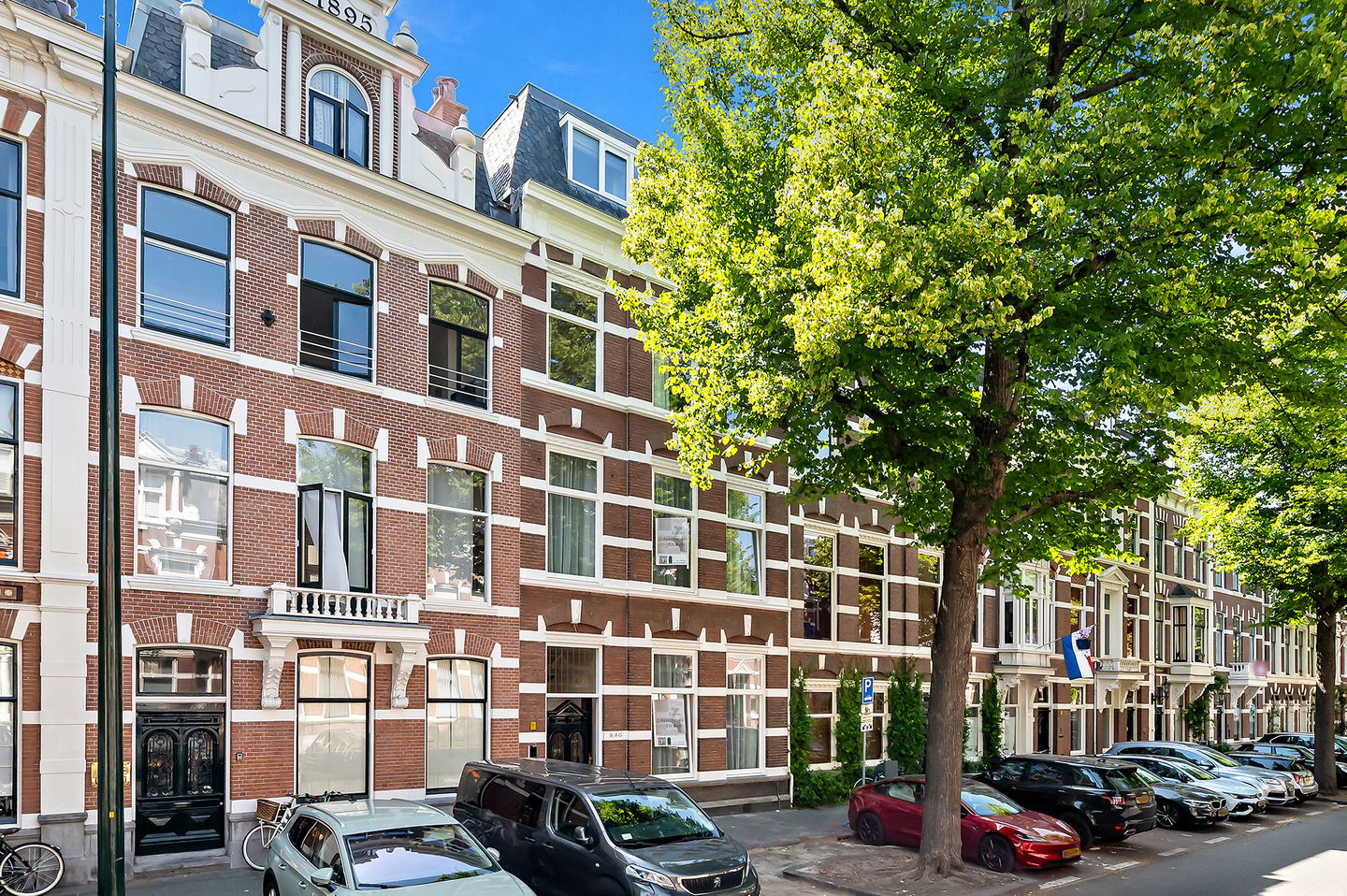 Photo 5 of Jan van Nassaustraat 16-G