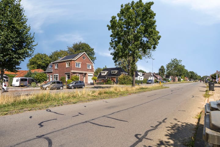 Vrijstaande woning te koop: Beneden Oosterdiep 219, Veendam