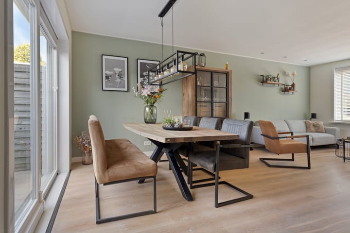 Tussenwoning te koop: Singelweg 117, Axel