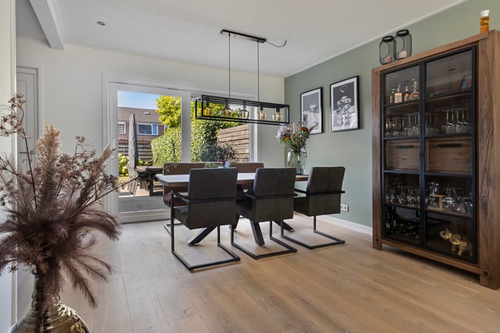 Tussenwoning te koop: Singelweg 117, Axel