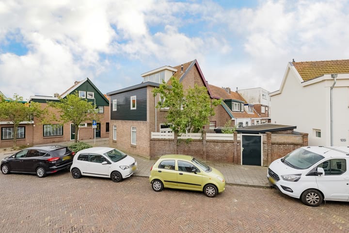 Hoekwoning te koop: Bestevaerstraat 2, Ijmuiden