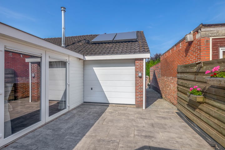 Vrijstaande woning te koop: H.J. Kniggestraat 23, Stadskanaal