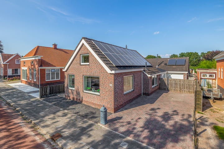 Vrijstaande woning te koop: H.J. Kniggestraat 23, Stadskanaal