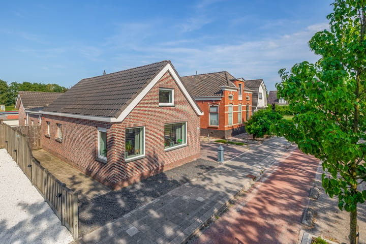 Vrijstaande woning te koop: H.J. Kniggestraat 23, Stadskanaal