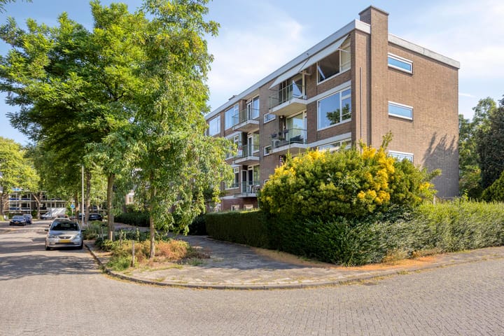 Photo 2 of Ruigenhoek 83