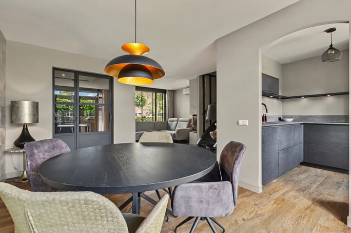 Hoekwoning te koop: Nobellaan 1, Vlijmen