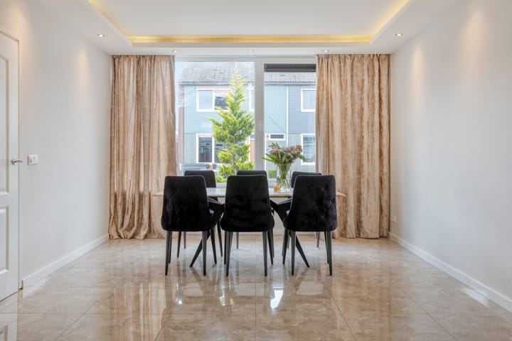 Hoekwoning te koop: Piet Heinstraat 2, Zevenaar