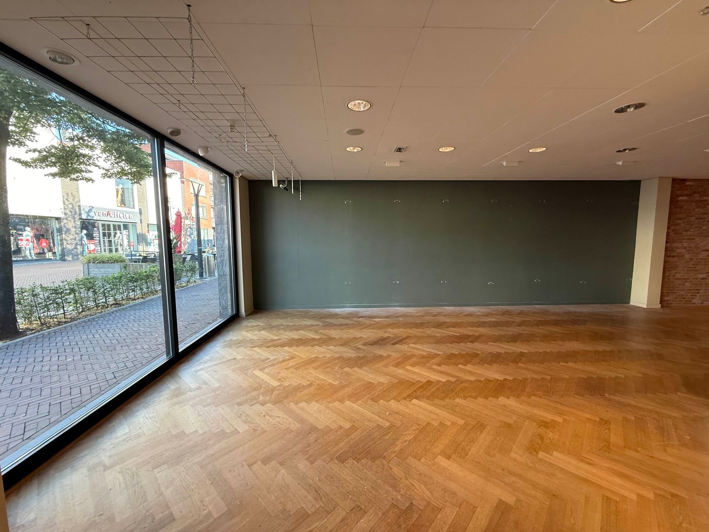 View photo 4 of Stationsstraat 51
