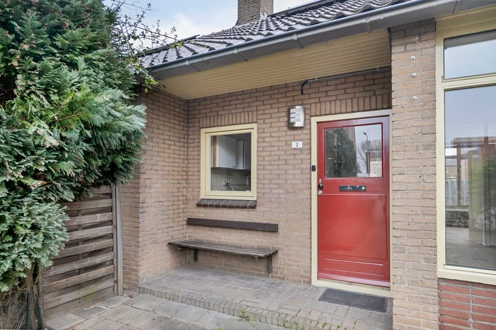 Hoekwoning te koop: Poelwijkstraat 2, Arnhem