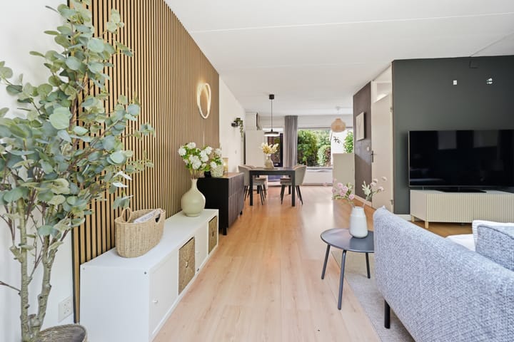 Hoekwoning te koop: Lindholm 255, Hoofddorp