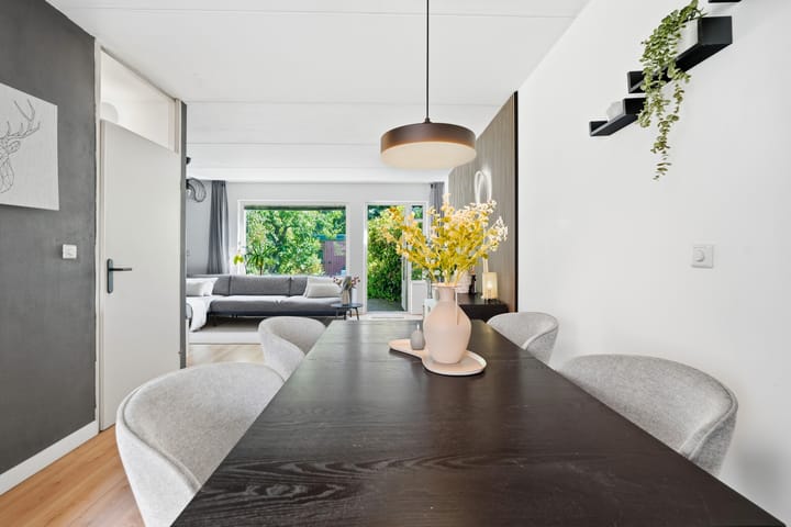Hoekwoning te koop: Lindholm 255, Hoofddorp