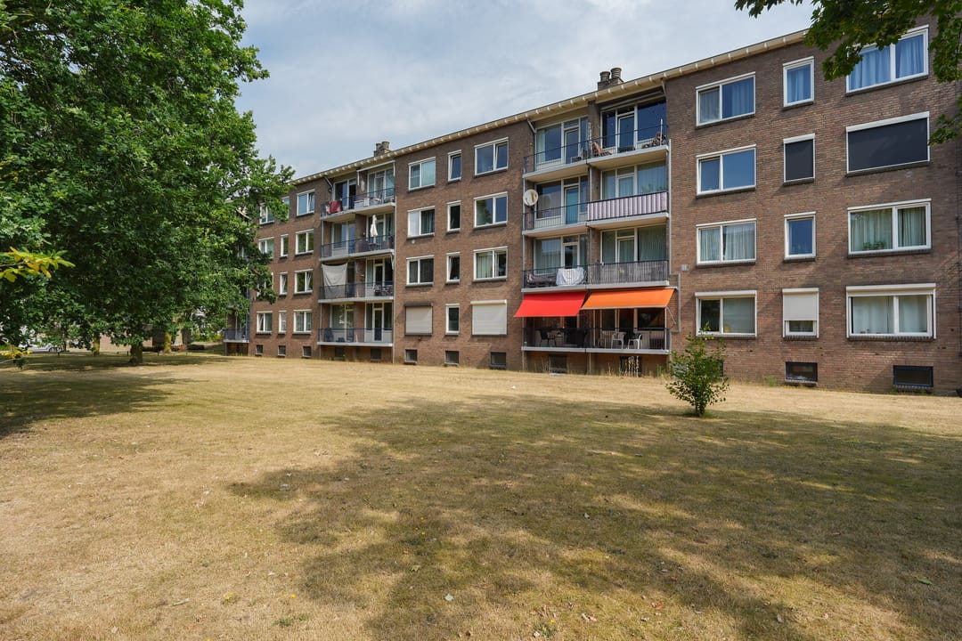 Photo 28 of Heidevenstraat 133