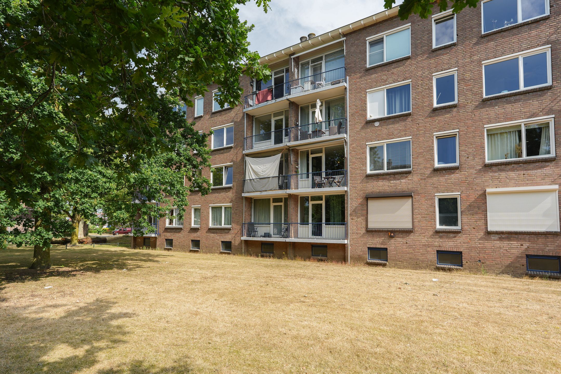 Photo 27 of Heidevenstraat 133