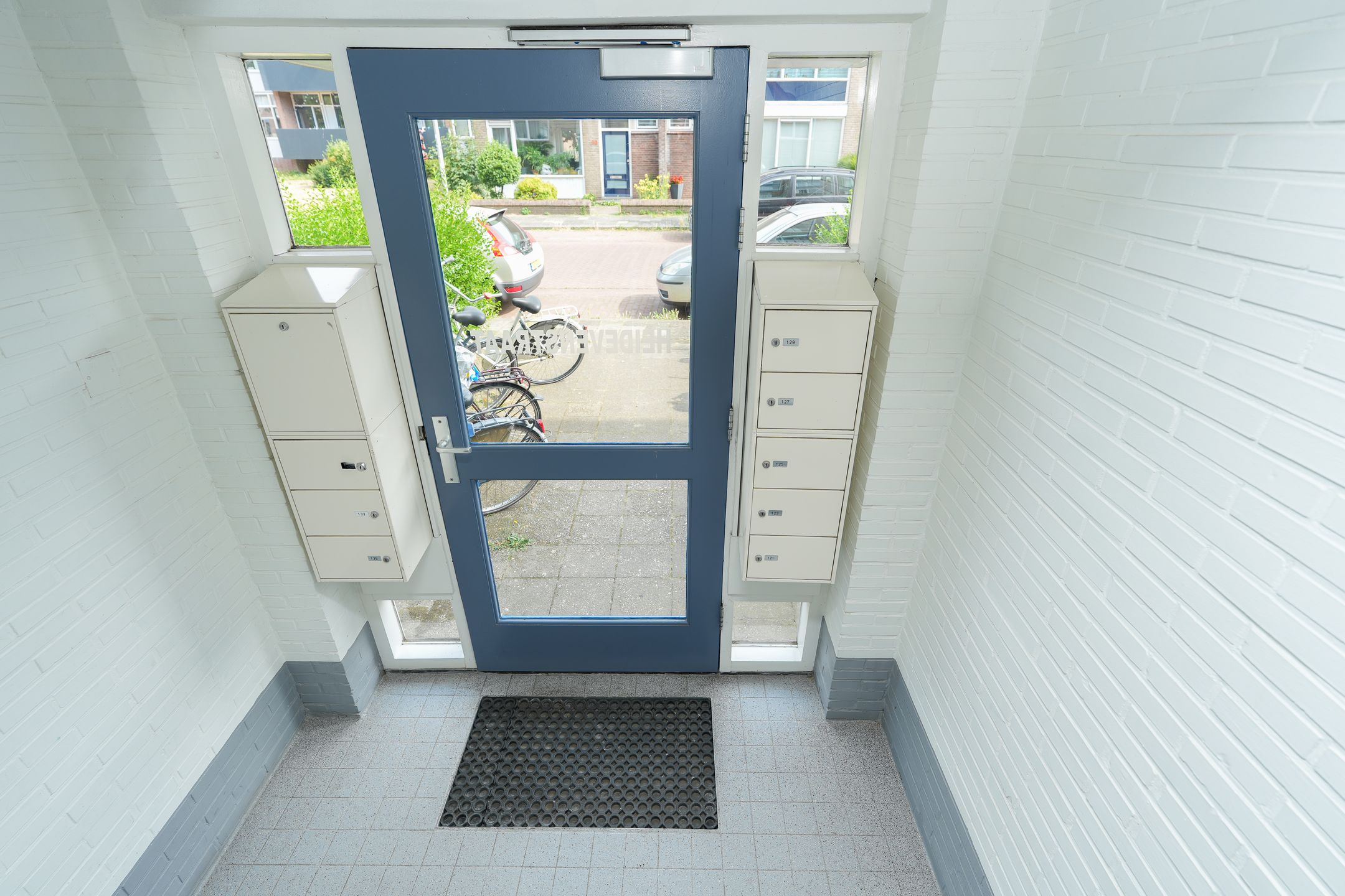 Photo 3 of Heidevenstraat 133