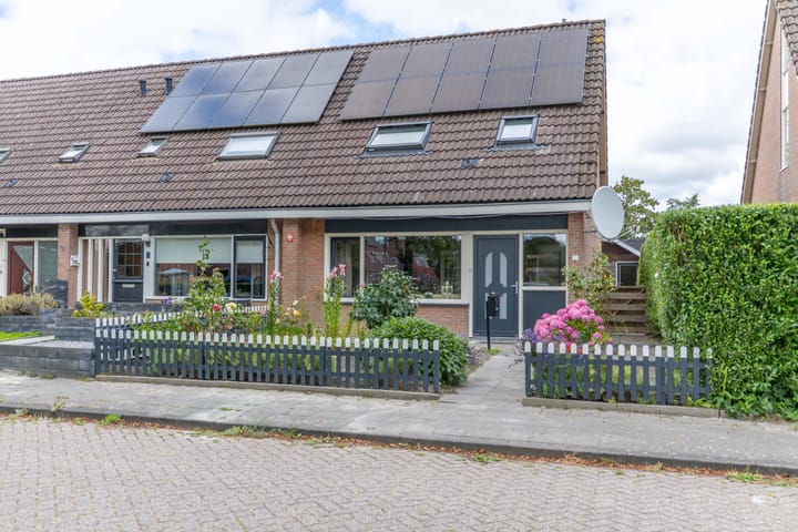 Hoekwoning te koop: Fivershôf 10, Ie
