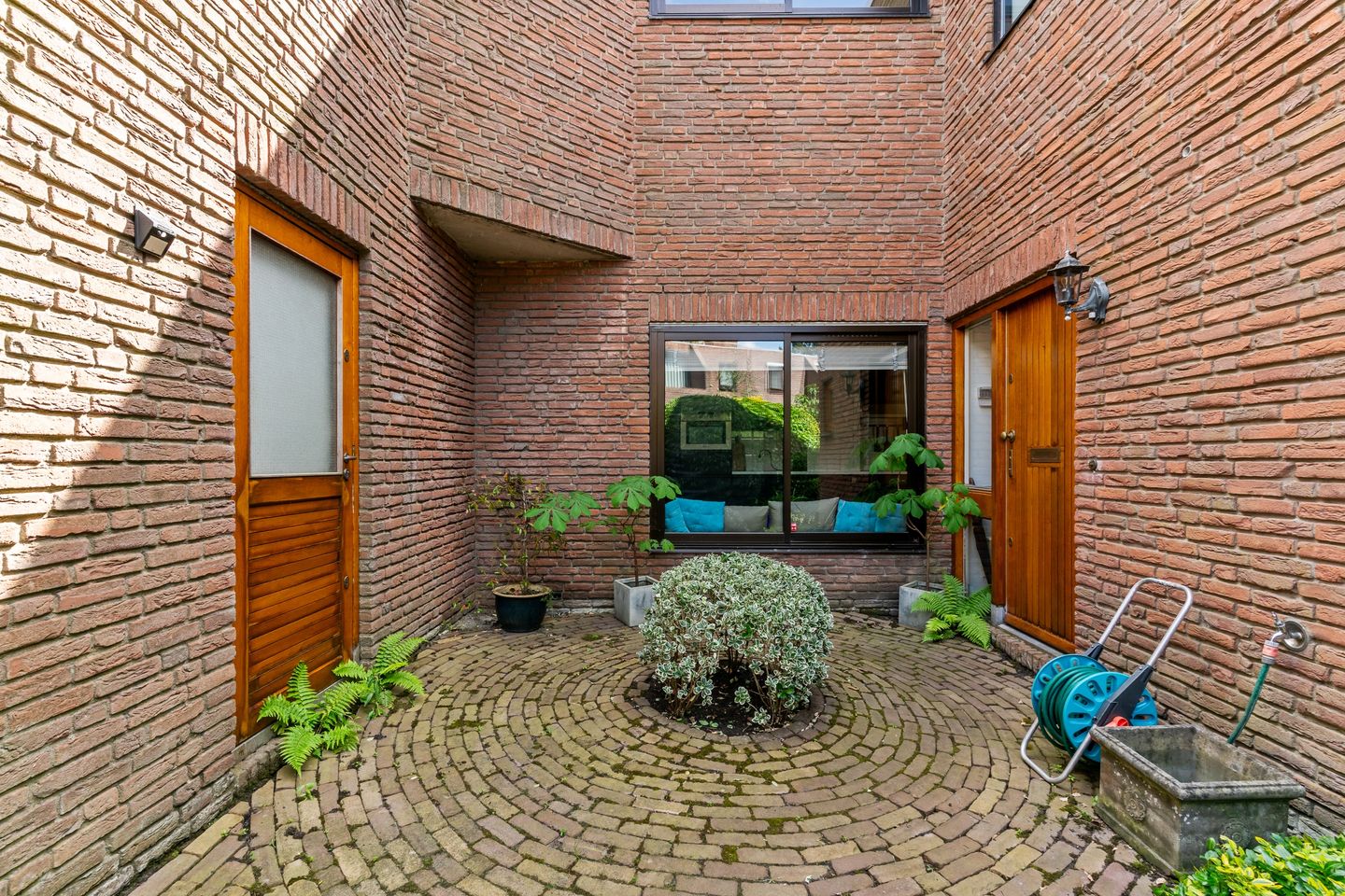 Foto 44 van Oxfordlaan 1