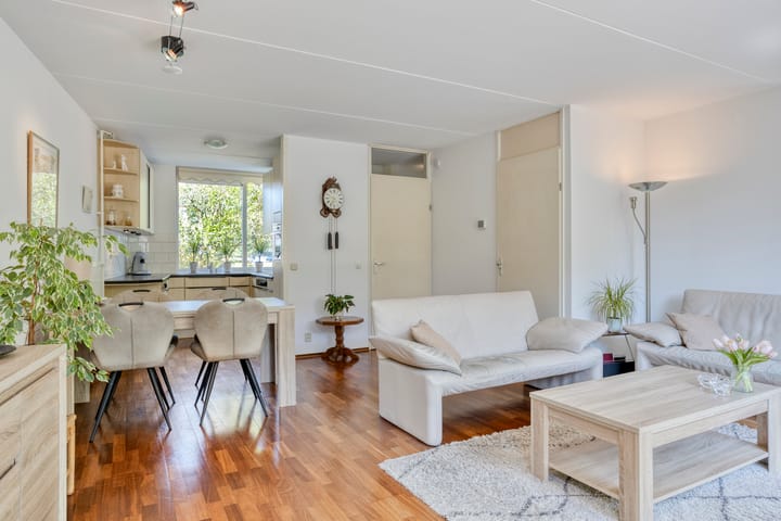 Hoekwoning te koop: Joke Smitstraat 48, Deventer