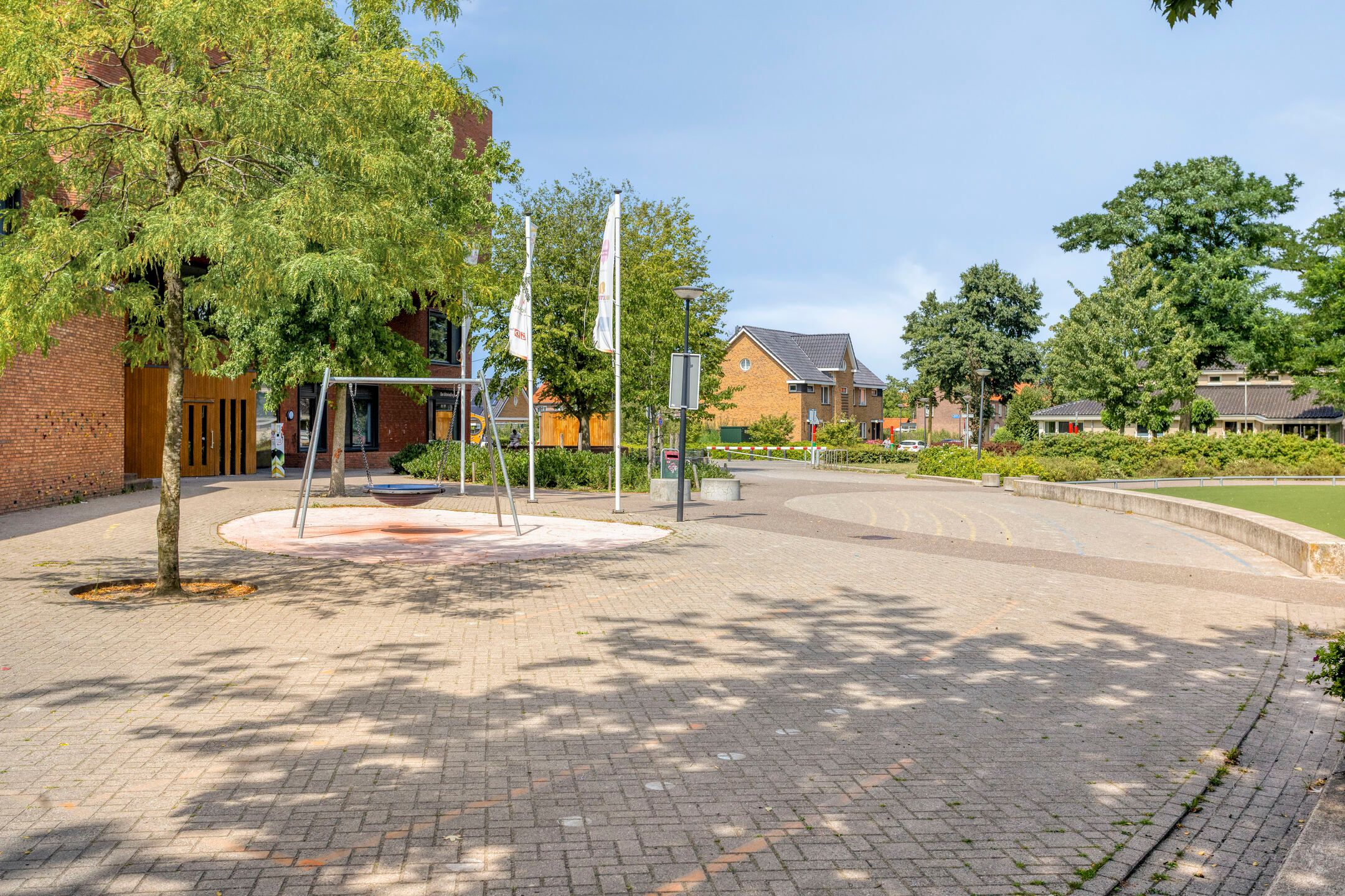 Photo 36 of Van Musschenbroekstraat 66-1