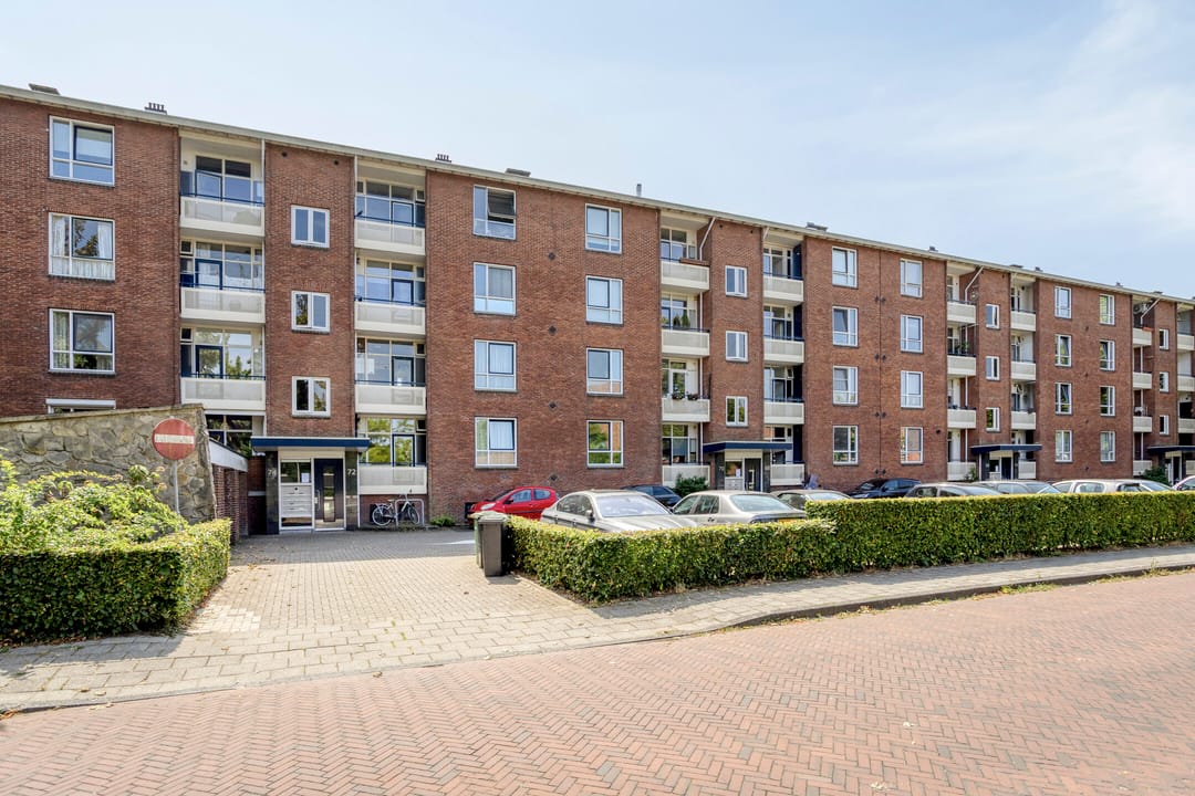 Photo 8 of Van Musschenbroekstraat 66-1