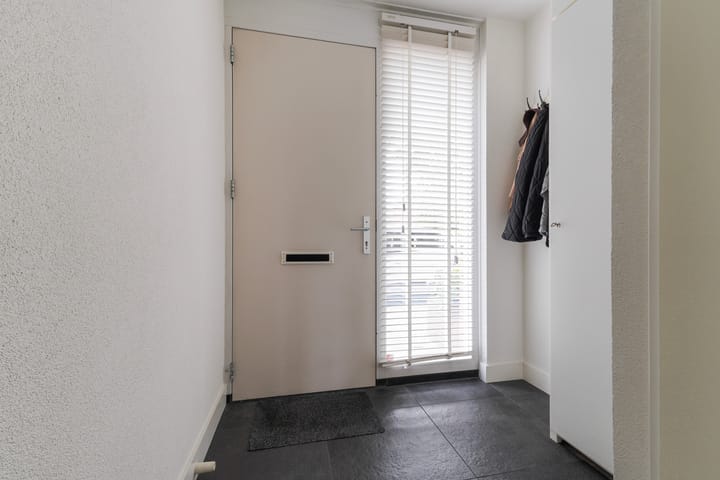Tussenwoning te koop: Sint Pieterspark 127, Tilburg