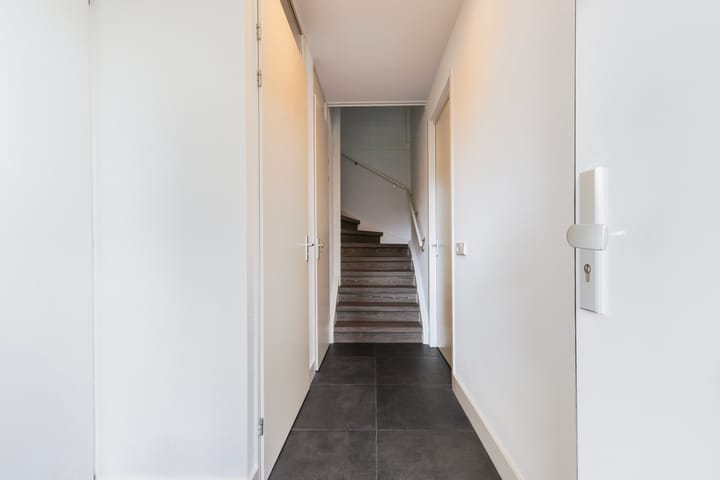 Tussenwoning te koop: Sint Pieterspark 127, Tilburg