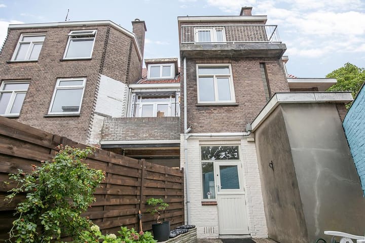 Appartement te koop: Van Zeggelenlaan 1, 'S-Gravenhage