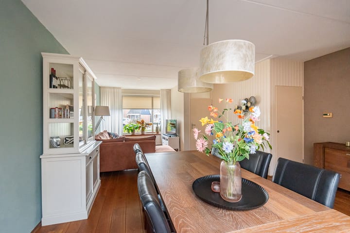 Tussenwoning te koop: Spoorstraat 17, Dinxperlo