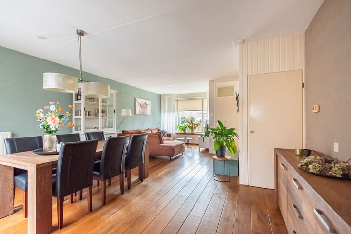 Tussenwoning te koop: Spoorstraat 17, Dinxperlo