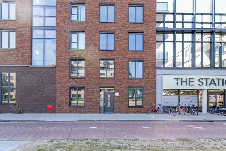 Appartement te huur: Schipholweg 208, Leiden