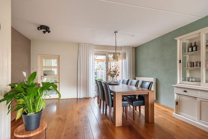 Tussenwoning te koop: Spoorstraat 17, Dinxperlo
