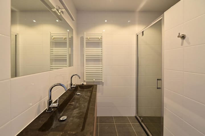 Appartement te huur: Keucheniusstraat 8A, Huizen