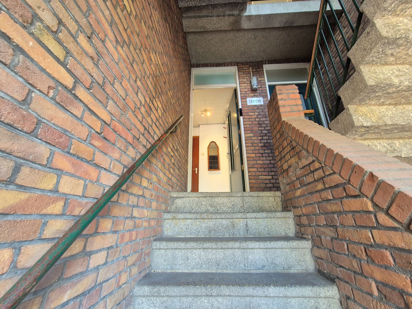 Foto 40 van Drebbelstraat 293