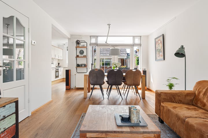 Tussenwoning te koop: Eerste Groenelaan 35, Castricum