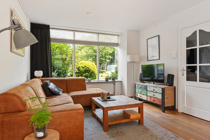 Tussenwoning te koop: Eerste Groenelaan 35, Castricum