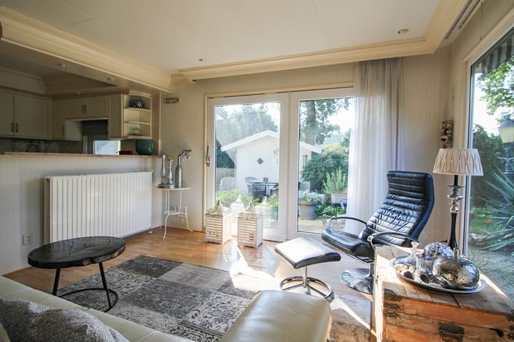 Vrijstaande woning te koop: Apeldoornsestraat 48-72, Voorthuizen