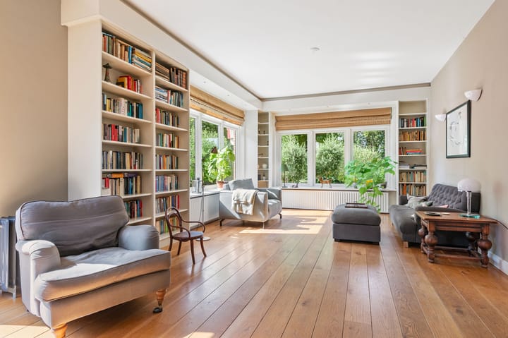 Vrijstaande woning te koop: Eugénie Prévinaireweg 1, Nieuw-Vennep