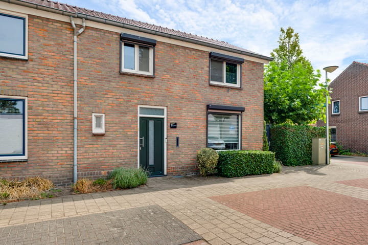 Hoekwoning te koop: Wervelstraat 9, Horst