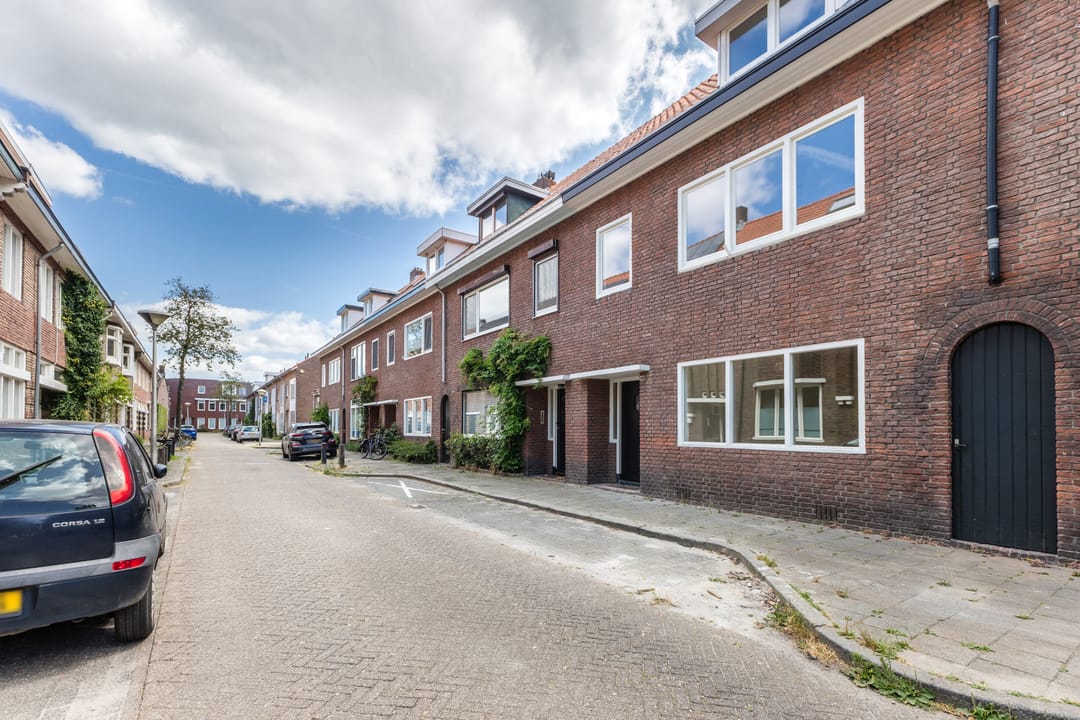 Photo 2 of Willem van Millenberchstraat 23
