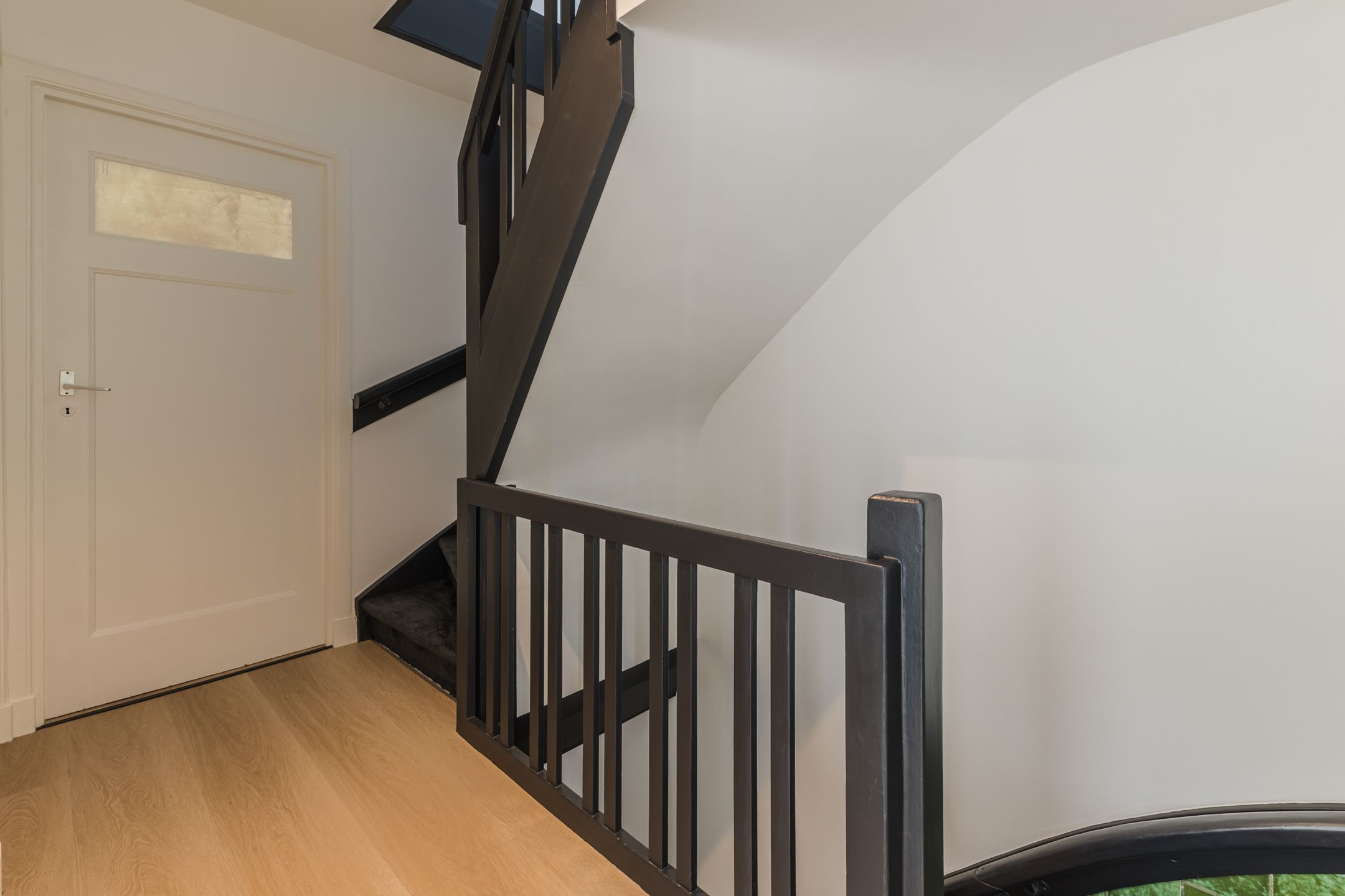 Photo 39 of Willem van Millenberchstraat 23