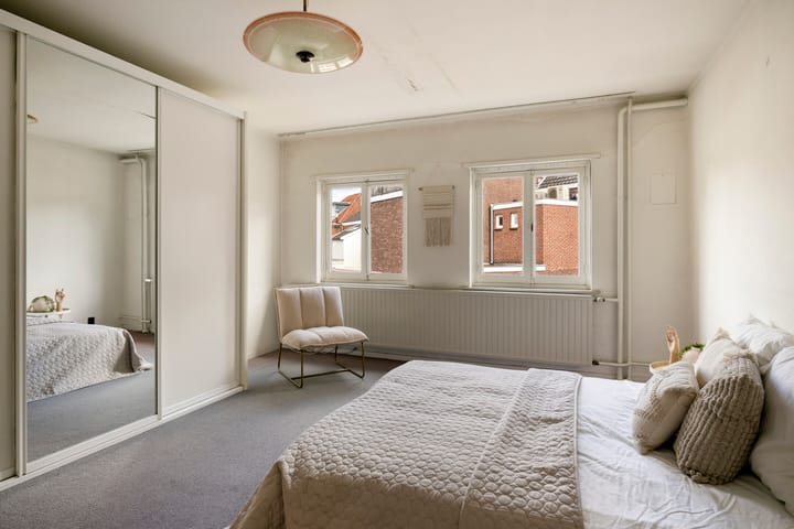 Foto 3 van Zeelsterstraat 90