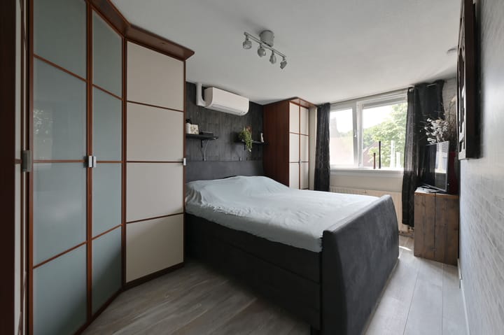 Hoekwoning te koop: Schapenmeent 157, Almere