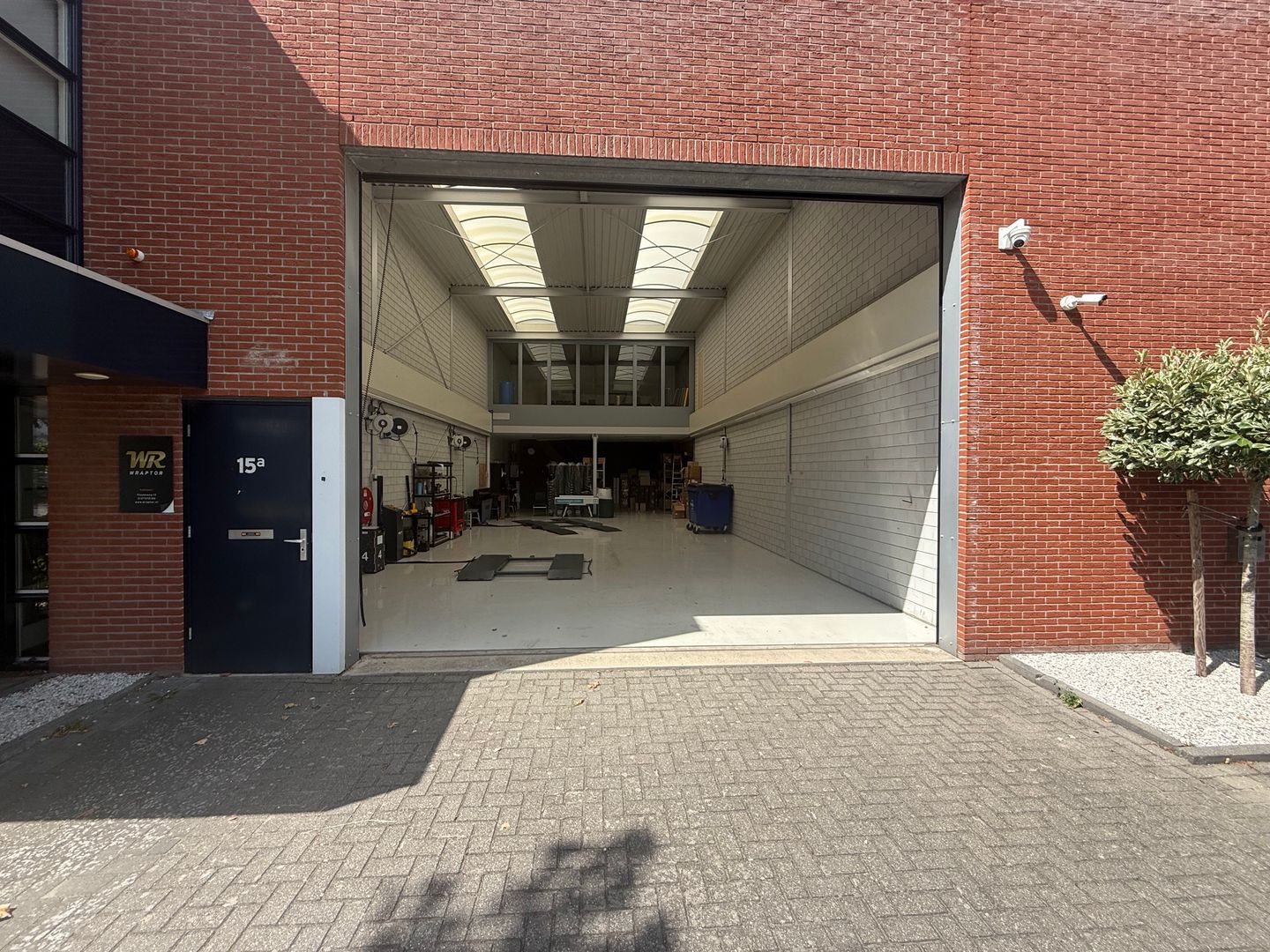 Bekijk foto 5 van Laan van Ambacht 15-a