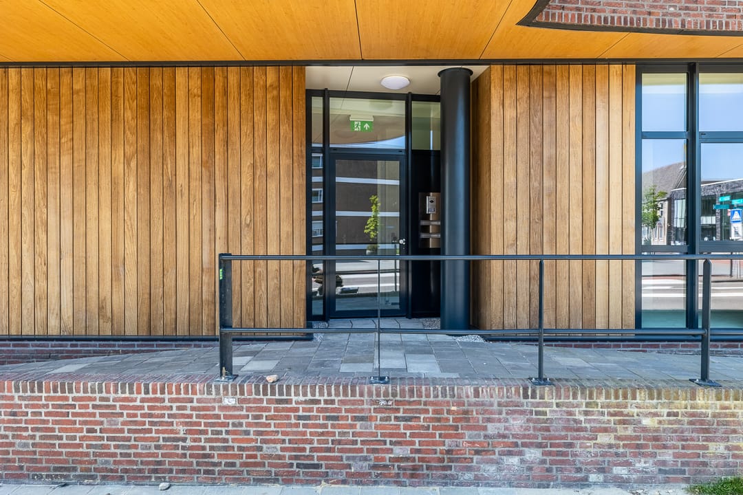 Photo 26 of Spuistraat 69