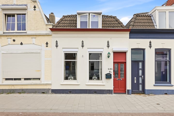 Tussenwoning te koop: Glacisstraat 101, Vlissingen
