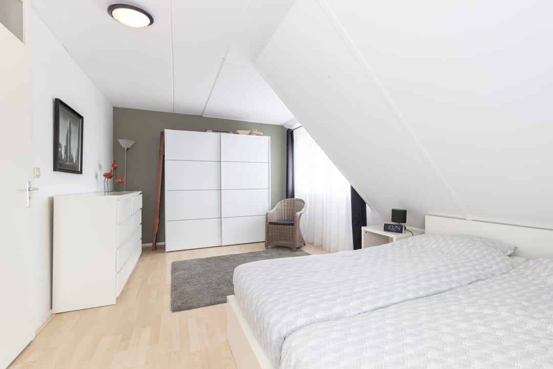 Foto 28 van Esdoornstraat 8